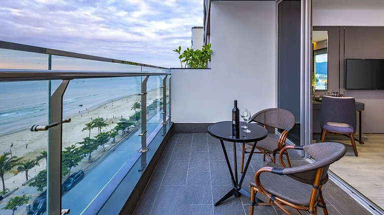 02 Bedroom Residences Oceanfront