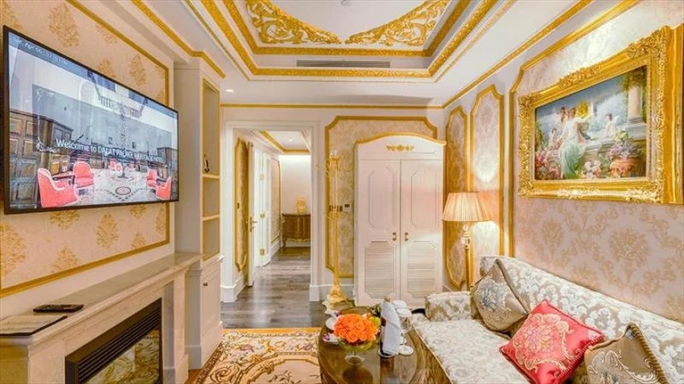 Hạng phòng Royal Suite