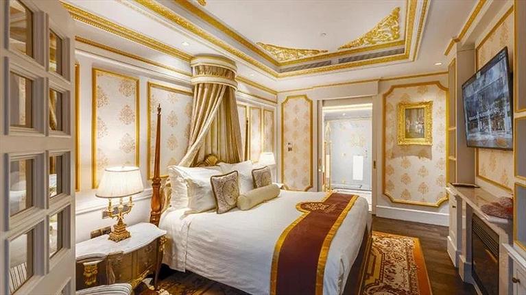 Hạng phòng Royal Suite