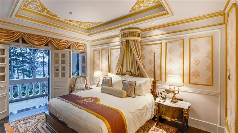 Hạng phòng Royal Suite