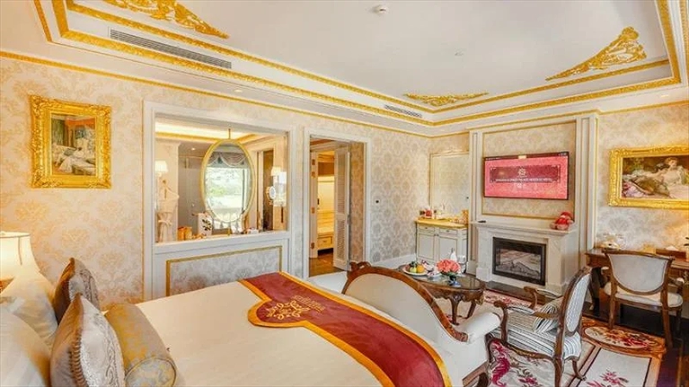 Hạng phòng Royal Suite