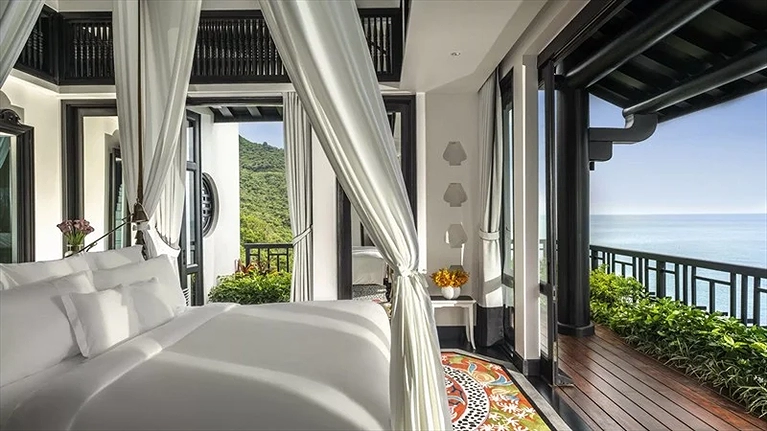 1 BR Heavenly Penthouse