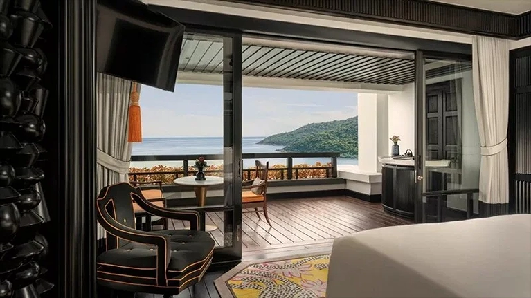 Classic Panoramic Oceanview