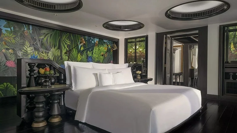 2 BR Royal Residence By The Sea