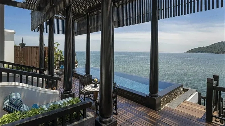 1BR Seaside Villa On The Rocks