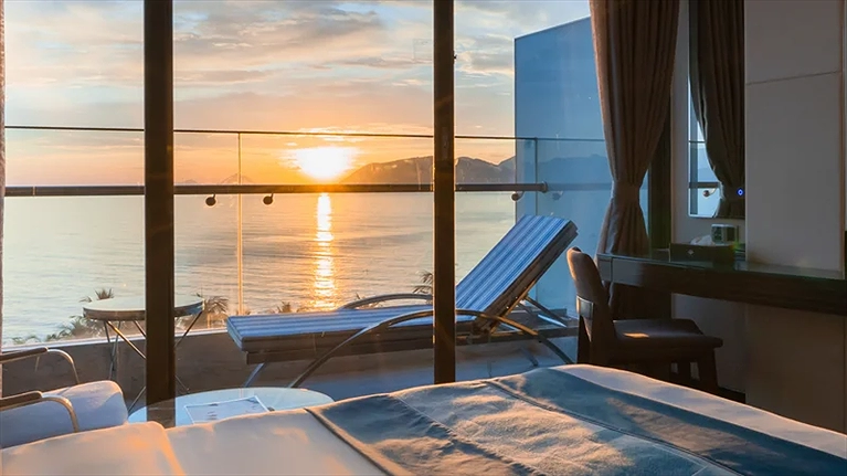 Hạng phòng Premier