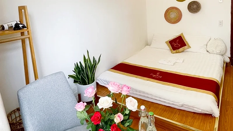 Hạng phòng Saturn