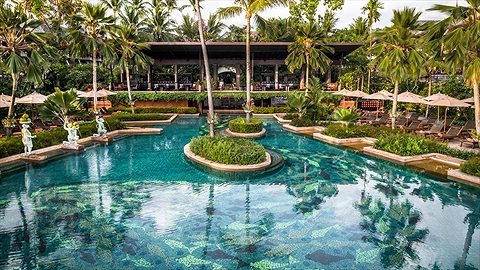 Hồ bơi ngoài trời tuyệt đẹp