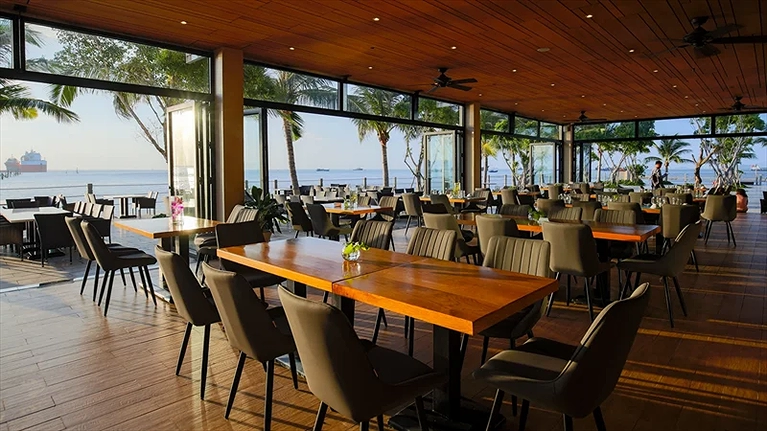 Nhà hàng Ocean Bay