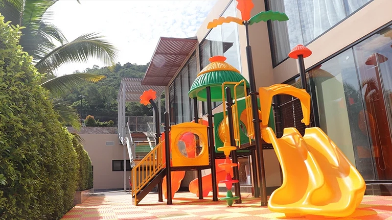 Khu vui chơi trẻ em
