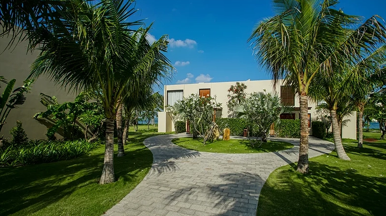 Royal Suite Ocean View