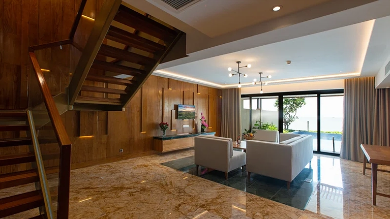 Royal Suite Ocean View