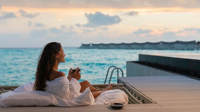 Tận hưởng không gian yên ả và ngắm biển tuyệt đẹp