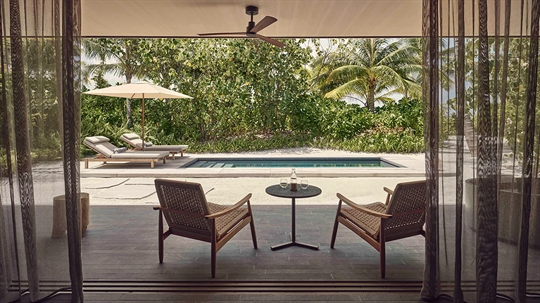 Không gian phòng rộng rãi, thoải mái