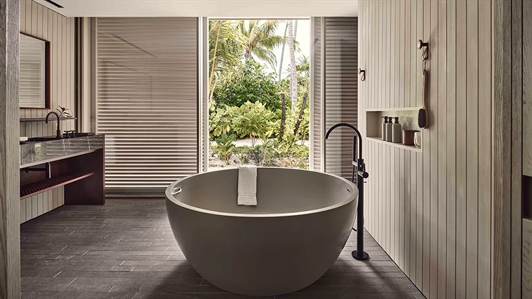 Bồn tắm cỡ lớn sang trọng