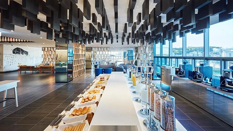 Không gian nhà hàng