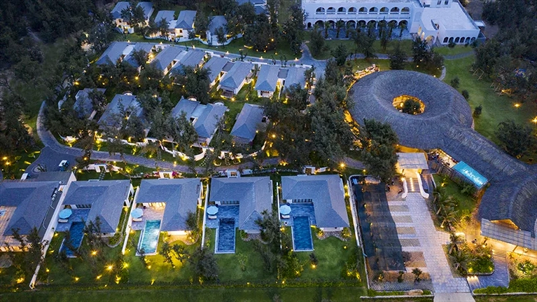 Toàn cảnh khu nghỉ nhìn từ trên cao