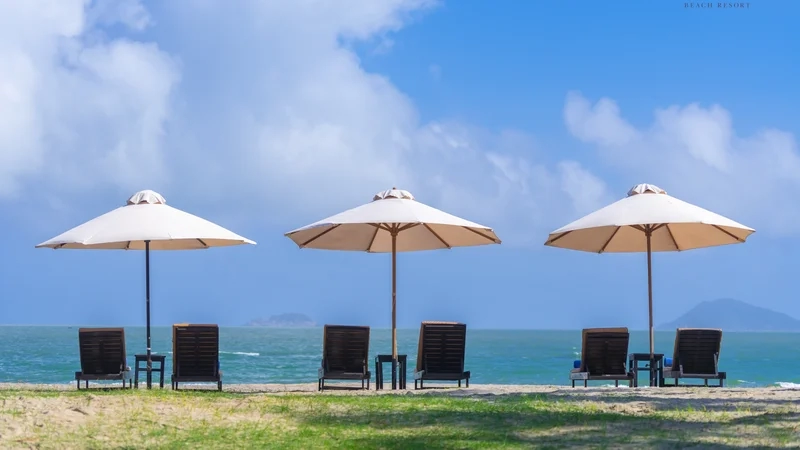 Khu vực ghế ngồi trên bãi biển
