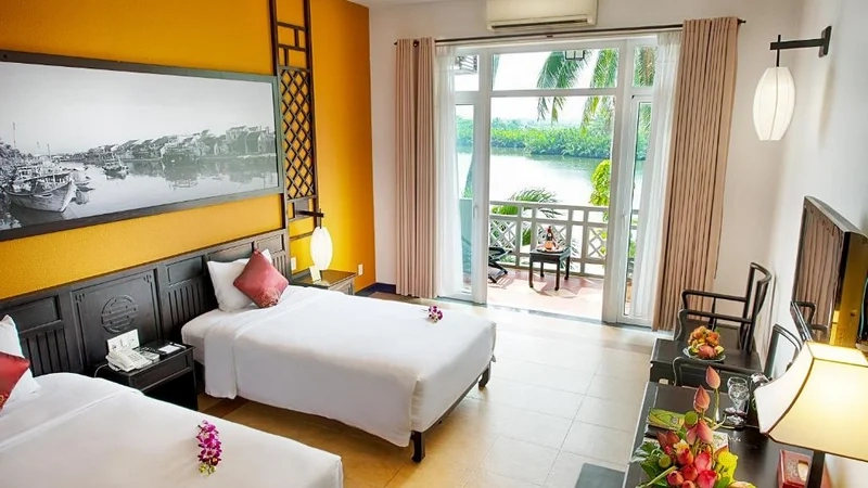 Deluxe River View