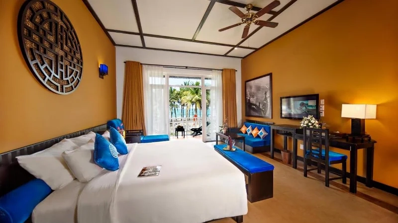 Grand Deluxe River View
