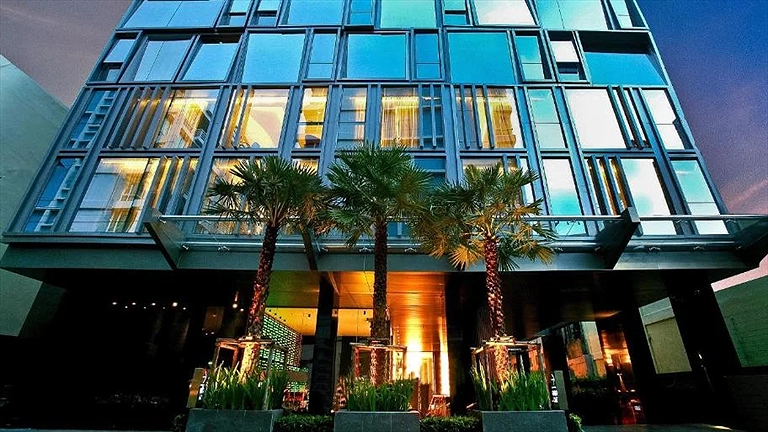 Khách sạn Galleria 10 Sukhumvit Bangkok by Compass Hospitality