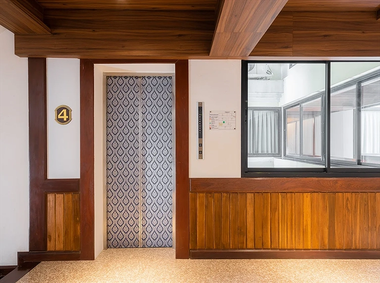 Khu vực hành lang