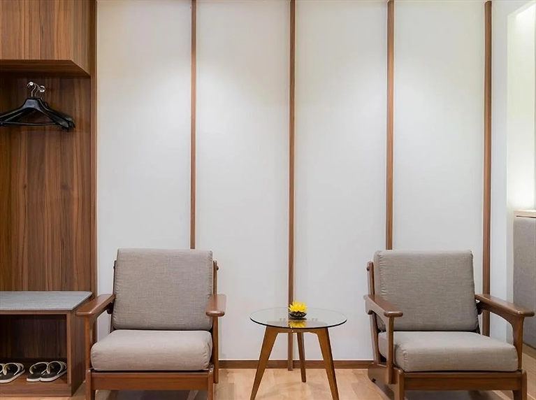 Thư giãn tại sofa êm ái