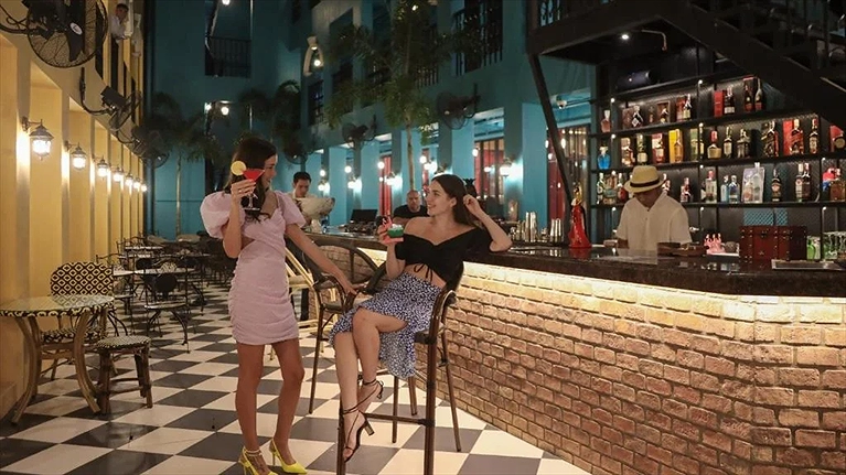 Tận hưởng những phút giây thư giãn bên bạn bè