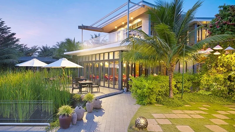 Nhà hàng hải sản