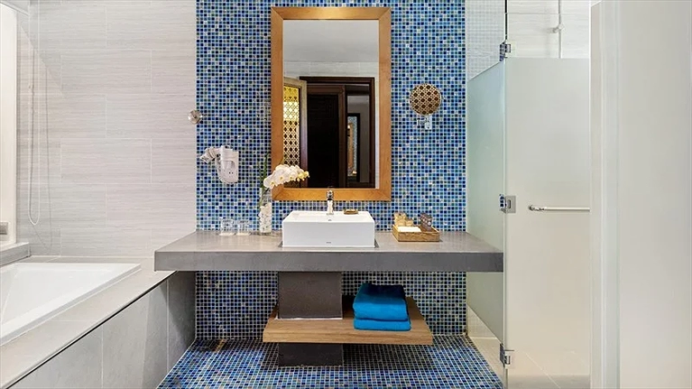 Toilet Deluxe Bungalow