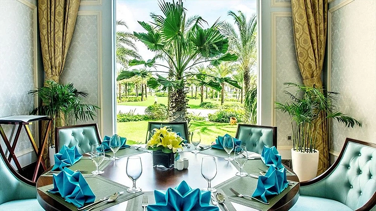 Phòng ăn riêng theo yêu cầu cho gia đình