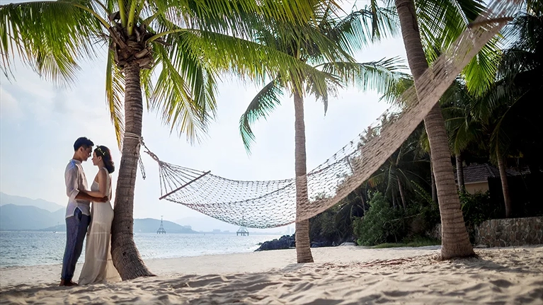 Dành một kỳ nghỉ lãng mạn cùng một nửa của mình tại Vinpearl Luxury