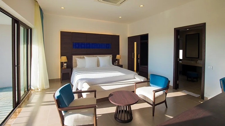 Four- bedrooms Villas