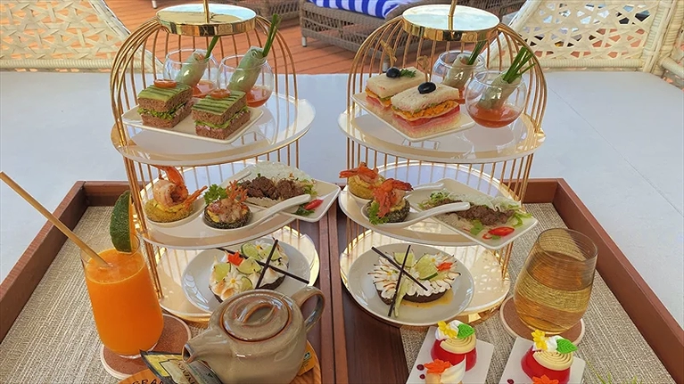 Trà chiều tại khu nghỉ