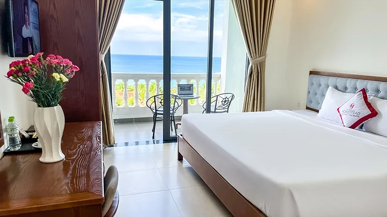 Deluxe Double Seaview