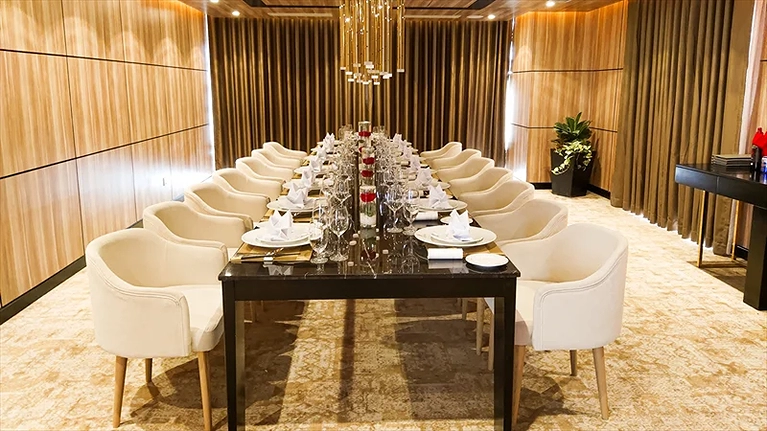 Khu vực phòng ăn VIP Topaz