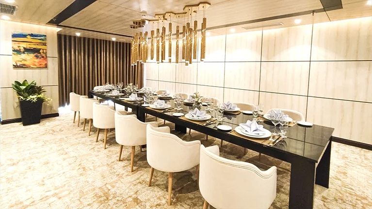 Khu vực phòng ăn VIP Amber