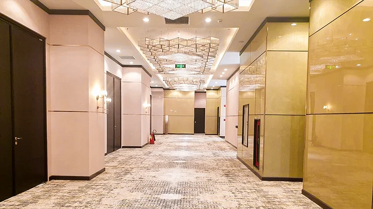 Khu vực trước phòng hội nghị