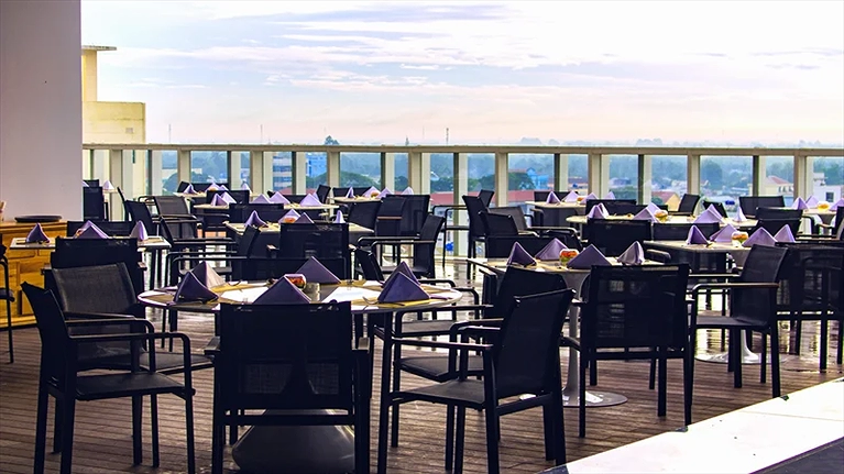 Nhà hàng Buffet Adamas