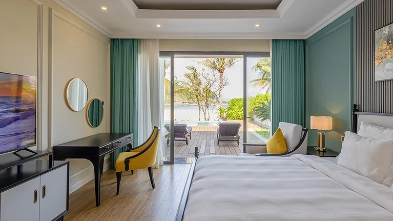 Tropicana Villa - phòng ngủ Master