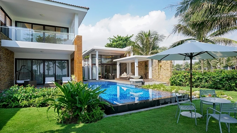 Villa bể bơi riêng