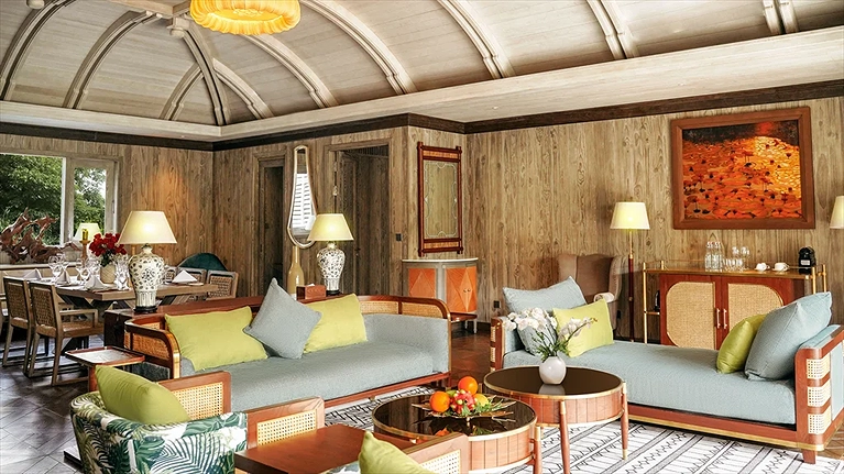 River View Signature Suite