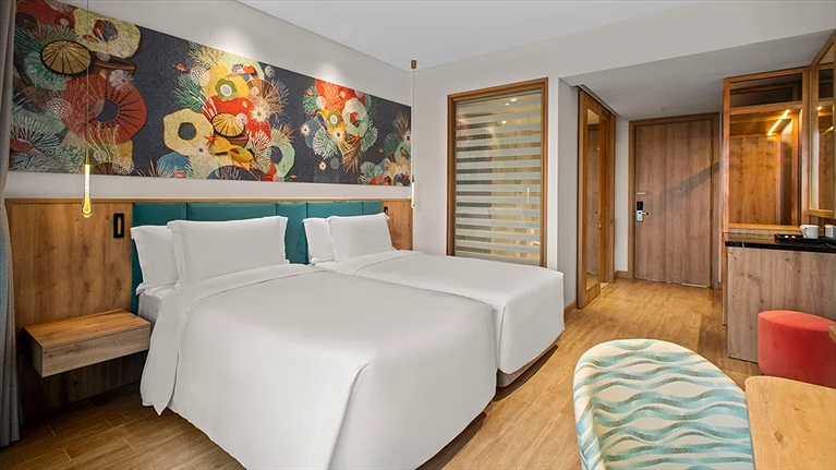 Classic Seaview Twin