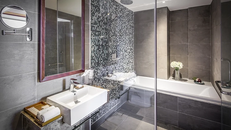 Grande Suite With 03 Bedrooms