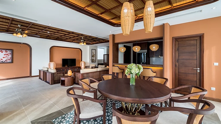 Luxury Villa With 05 Bedrooms