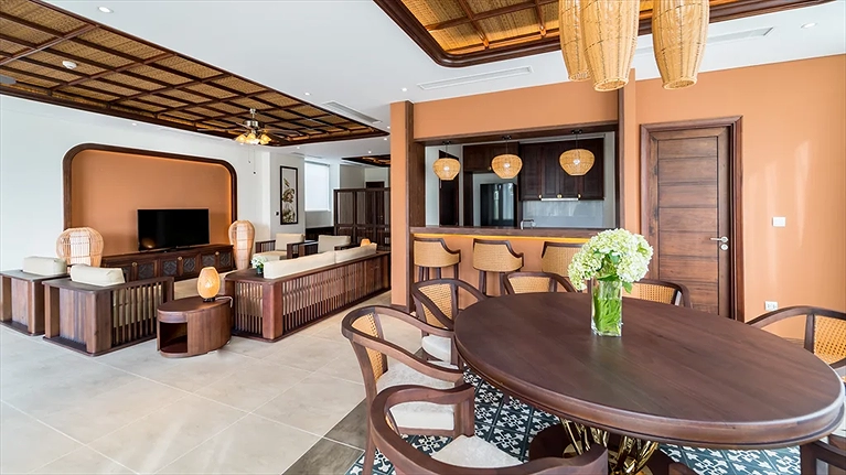 Luxury Villa With 05 Bedrooms