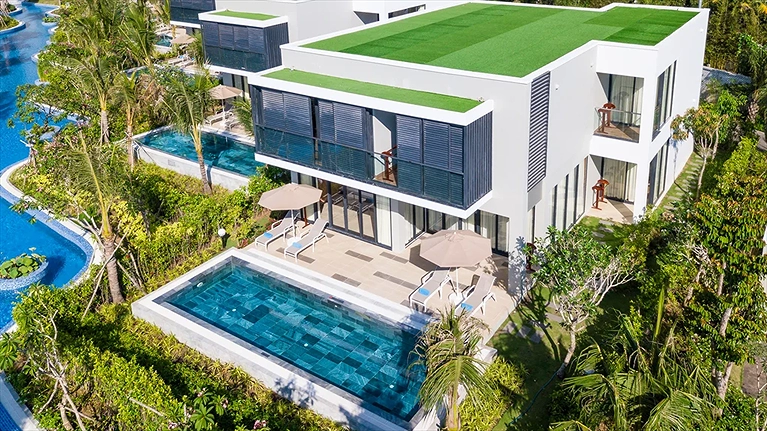 Luxury Villa With 05 Bedrooms