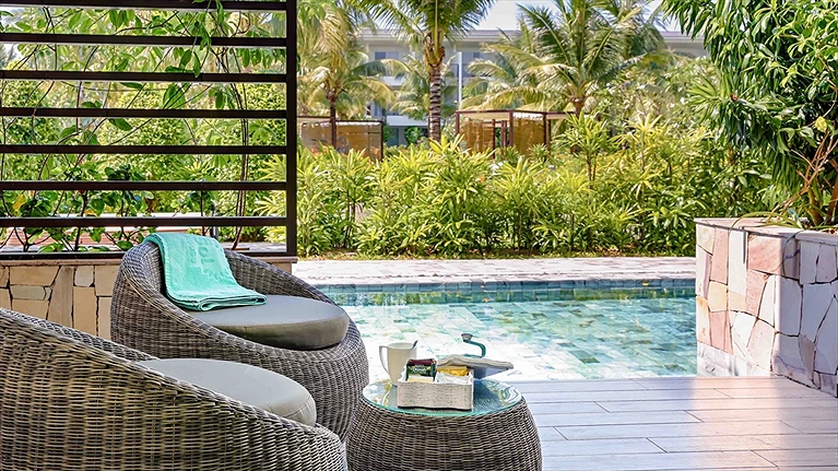 Superior Room with Pool Access