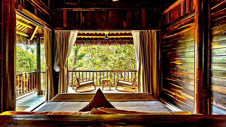 Premium Ocean Breeze Bungalow King