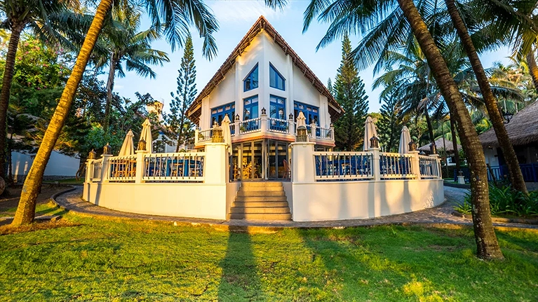 Nhà hàng Le Bateau